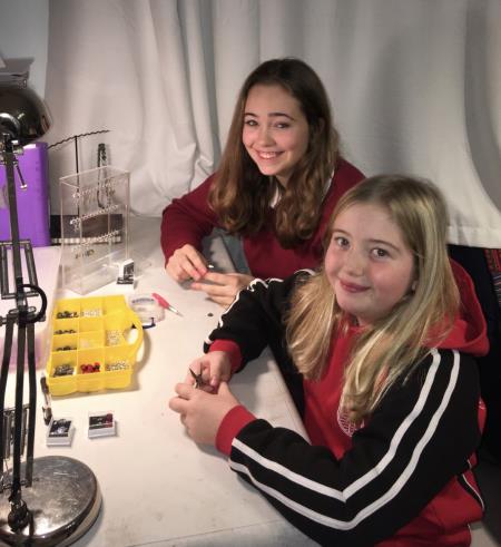 Senior School siblings create handmade jewellery for charity